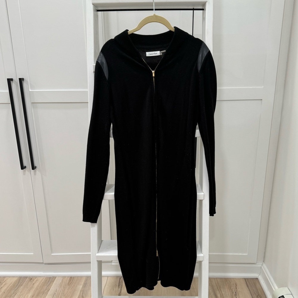 Calvin Klein, Black Knit long sleeve, full front zippered dress. Size M - 6.